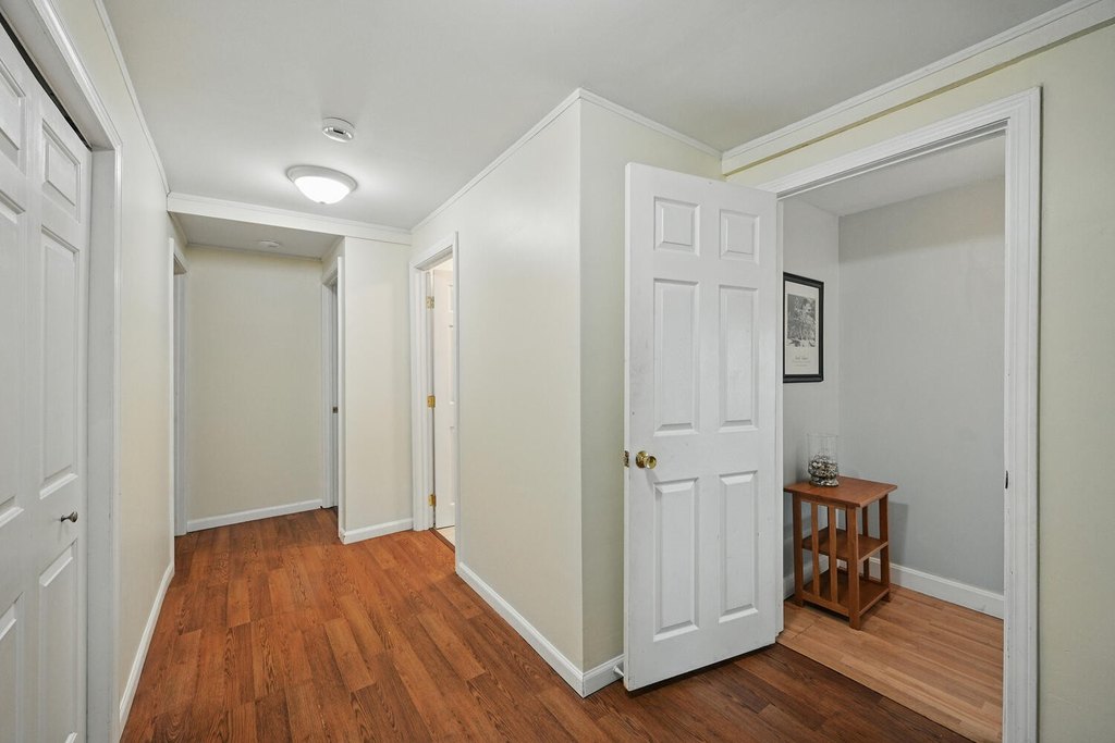 Monmouth, Maine, 04259, United States, 4 Bedrooms Bedrooms, ,3 BathroomsBathrooms,Residential,Forsale,2010606