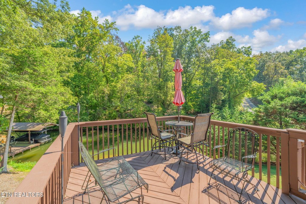 Lenoir City, Tennessee, 37772, United States, 3 Bedrooms Bedrooms, ,3 BathroomsBathrooms,Residential,Forsale,1973613