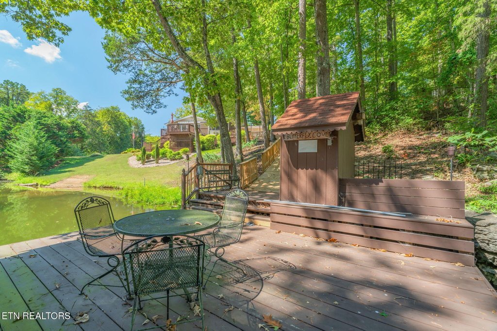 Lenoir City, Tennessee, 37772, United States, 3 Bedrooms Bedrooms, ,3 BathroomsBathrooms,Residential,Forsale,1973613