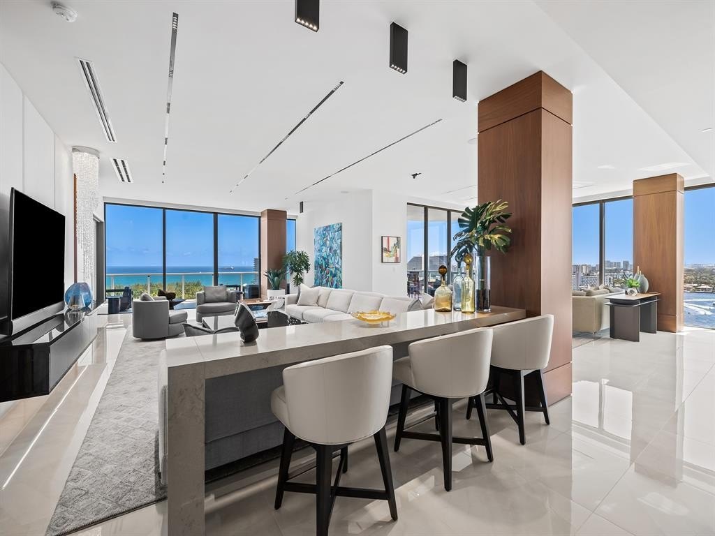 Fort Lauderdale, Florida, 33304, United States, 3 Bedrooms Bedrooms, ,3.5 BathroomsBathrooms,Residential,Forsale,1994074