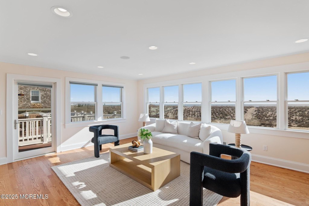 Bay Head, New Jersey, 08742, United States, 8 Bedrooms Bedrooms, ,6 BathroomsBathrooms,Residential,Forsale,1884429