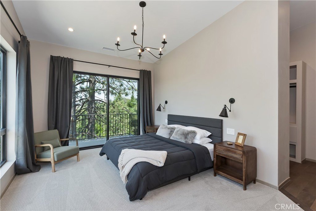 Lake Arrowhead, California, 92352, United States, 3 Bedrooms Bedrooms, ,2.5 BathroomsBathrooms,Residential,Forsale,2000287