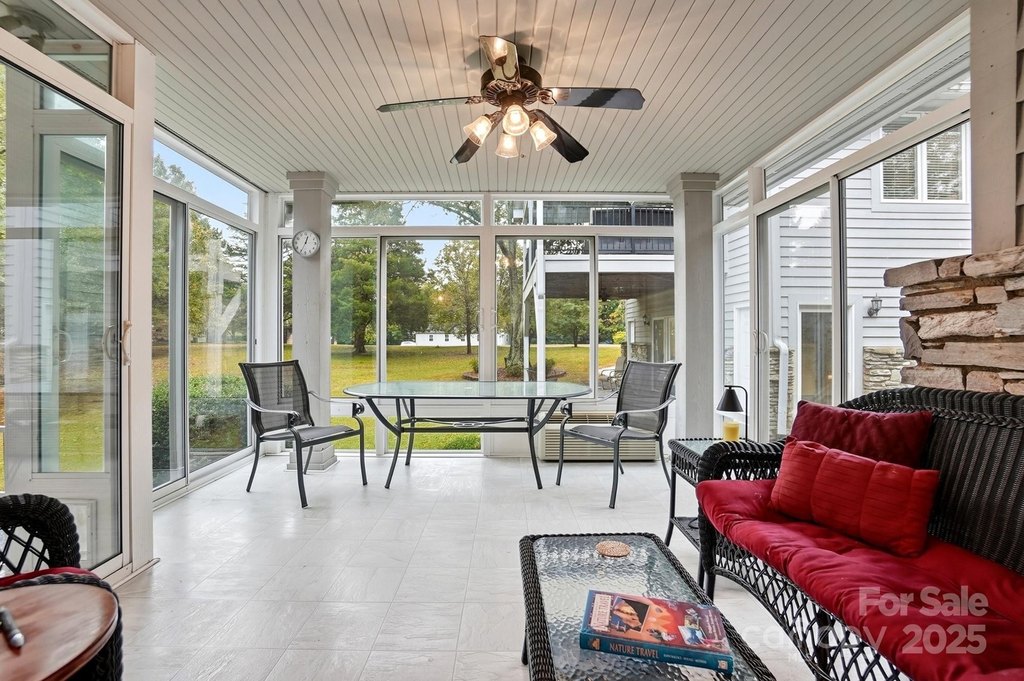 Lake Wylie, South Carolina, 29710, United States, 4 Bedrooms Bedrooms, ,4.5 BathroomsBathrooms,Residential,Forsale,2004559