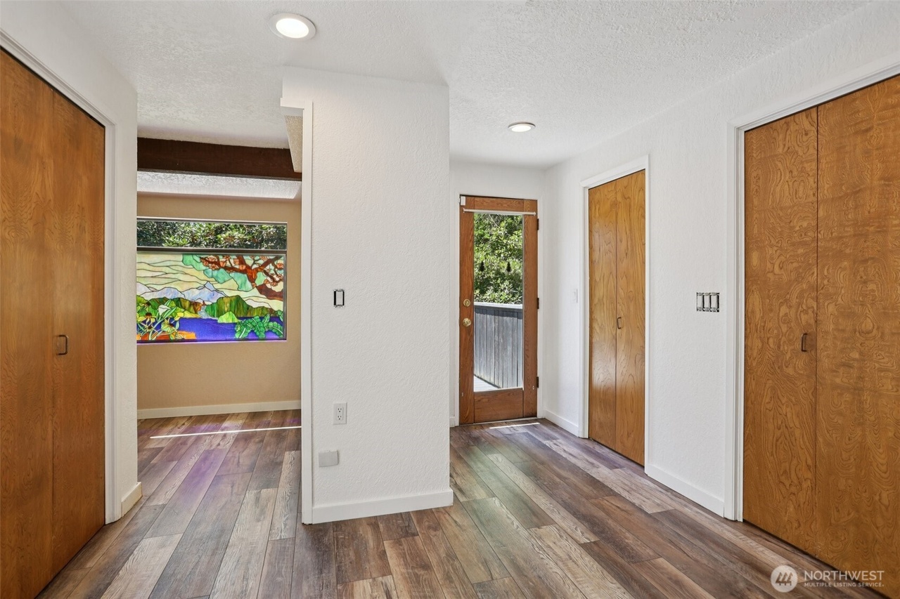 Granite Falls, Washington, 98252, United States, 3 Bedrooms Bedrooms, ,2 BathroomsBathrooms,Residential,Forsale,1990715