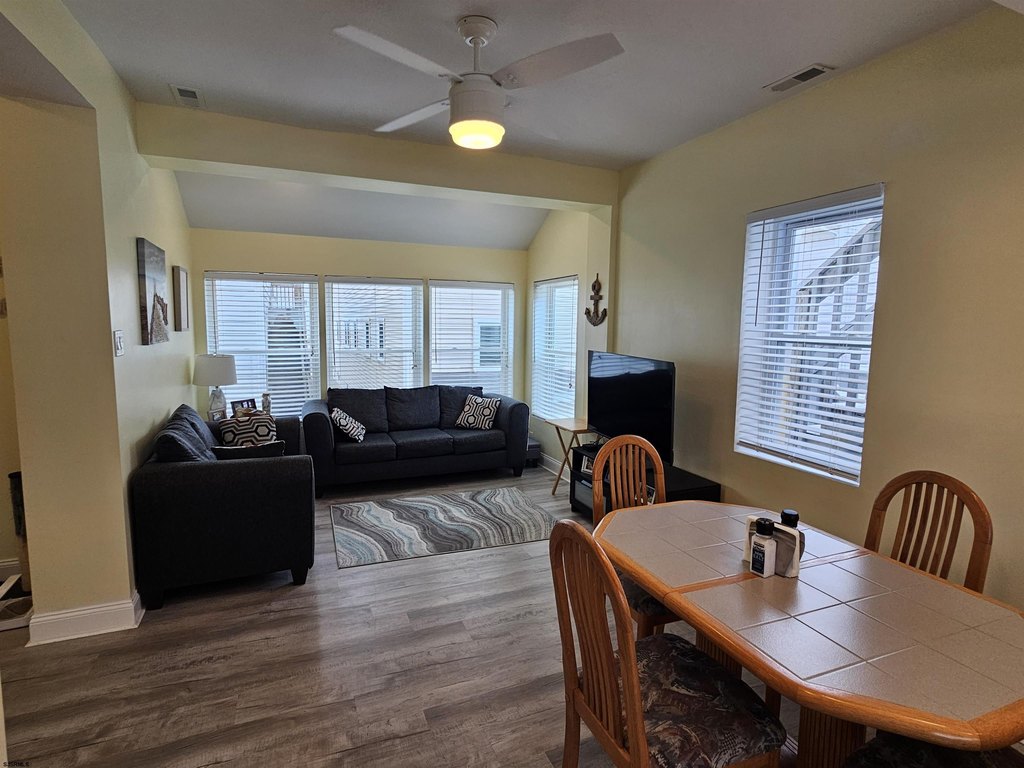 Ventnor, New Jersey, 08406, United States, 6 Bedrooms Bedrooms, ,4 BathroomsBathrooms,Residential,Forsale,1994159