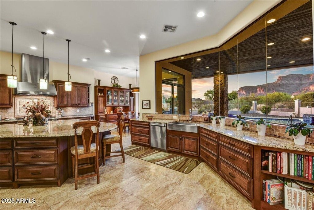 Gold Canyon, Arizona, 85118, United States, 3 Bedrooms Bedrooms, ,4 BathroomsBathrooms,Residential,Forsale,1884331