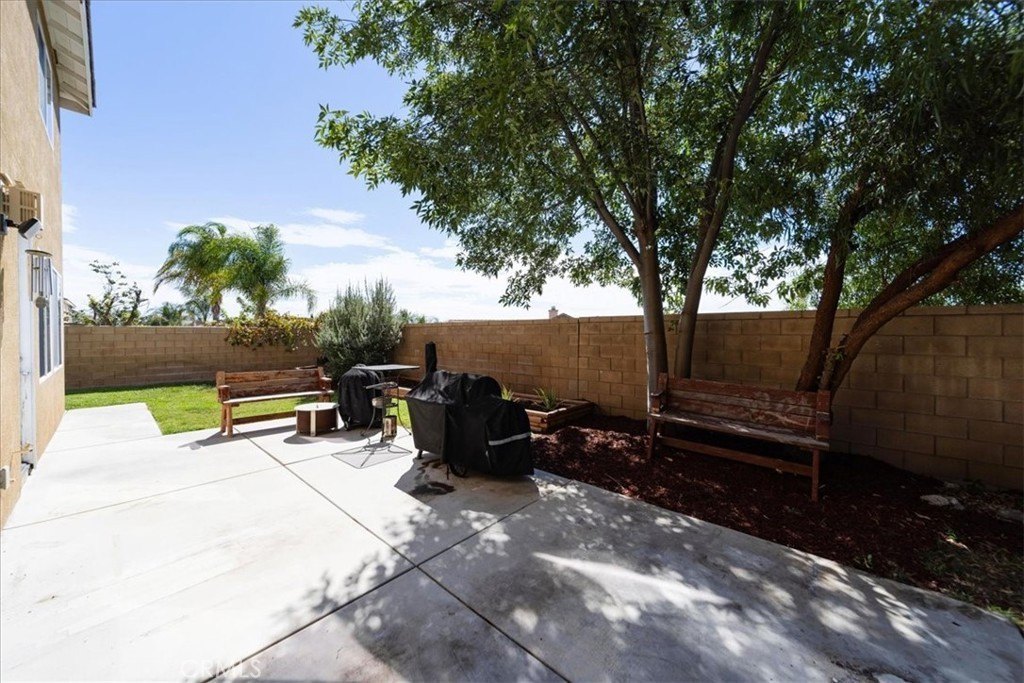 Winchester, California, 92596, United States, 5 Bedrooms Bedrooms, ,4 BathroomsBathrooms,Residential,Forsale,2004222