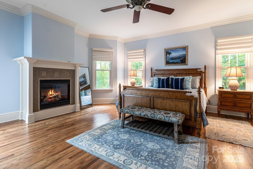 Flat Rock, North Carolina, 28731, United States, 3 Bedrooms Bedrooms, ,3.5 BathroomsBathrooms,Residential,Forsale,1985992