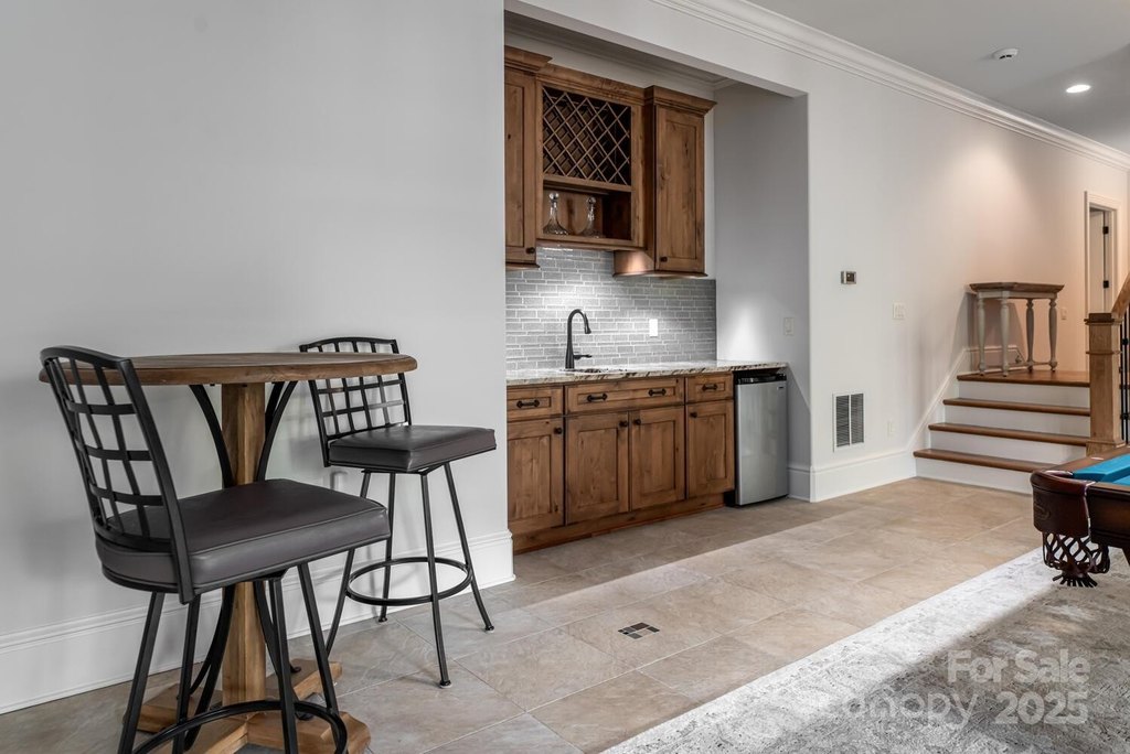 Flat Rock, North Carolina, 28731, United States, 3 Bedrooms Bedrooms, ,3.5 BathroomsBathrooms,Residential,Forsale,1985992