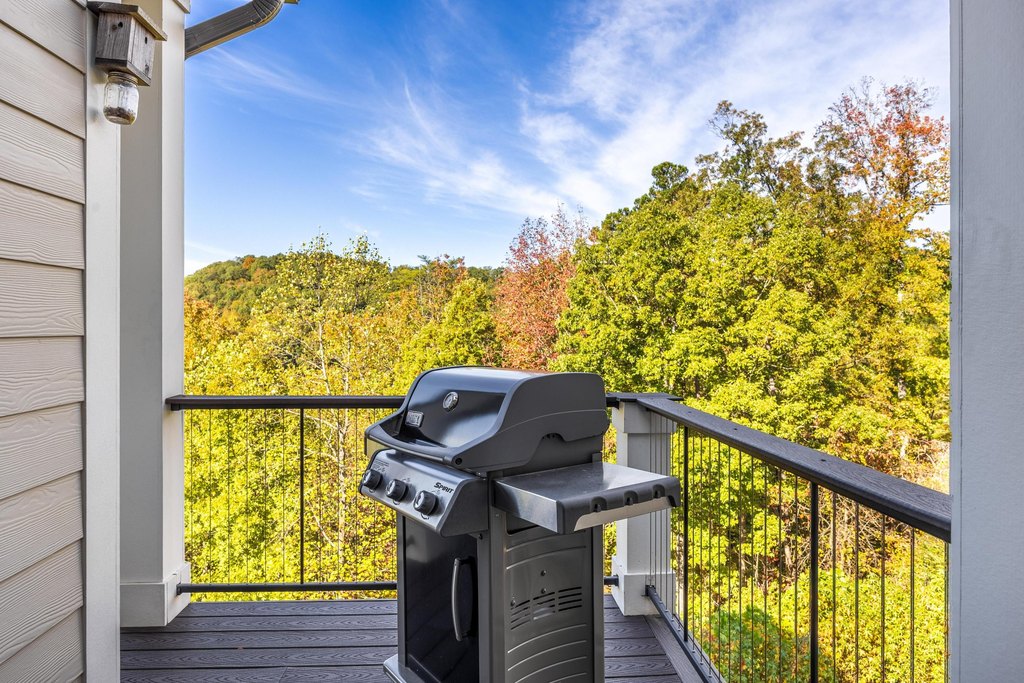 Chattanooga, Tennessee, 37405, United States, 5 Bedrooms Bedrooms, ,5 BathroomsBathrooms,Residential,Forsale,2009546