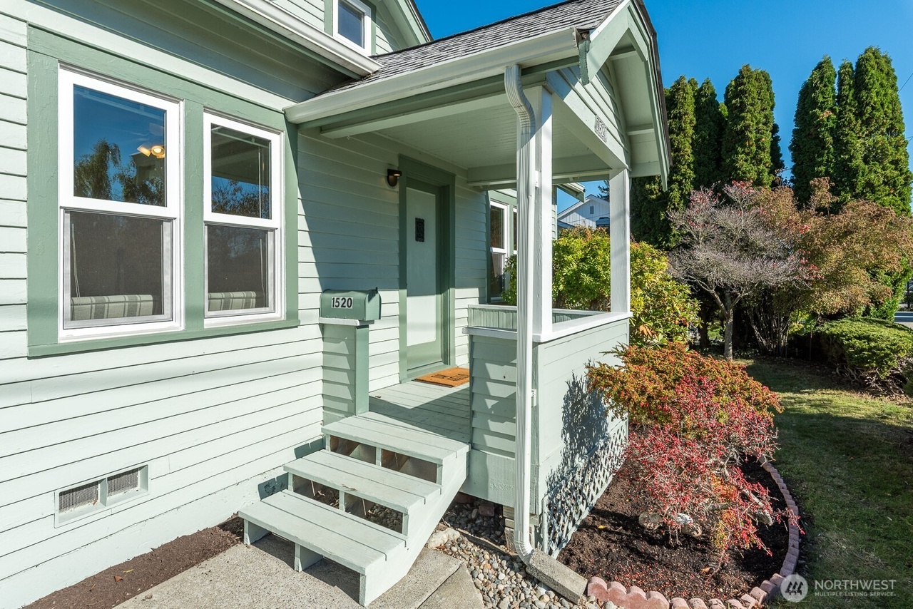 Anacortes, Washington, 98221, United States, 3 Bedrooms Bedrooms, ,2 BathroomsBathrooms,Residential,Forsale,1990712