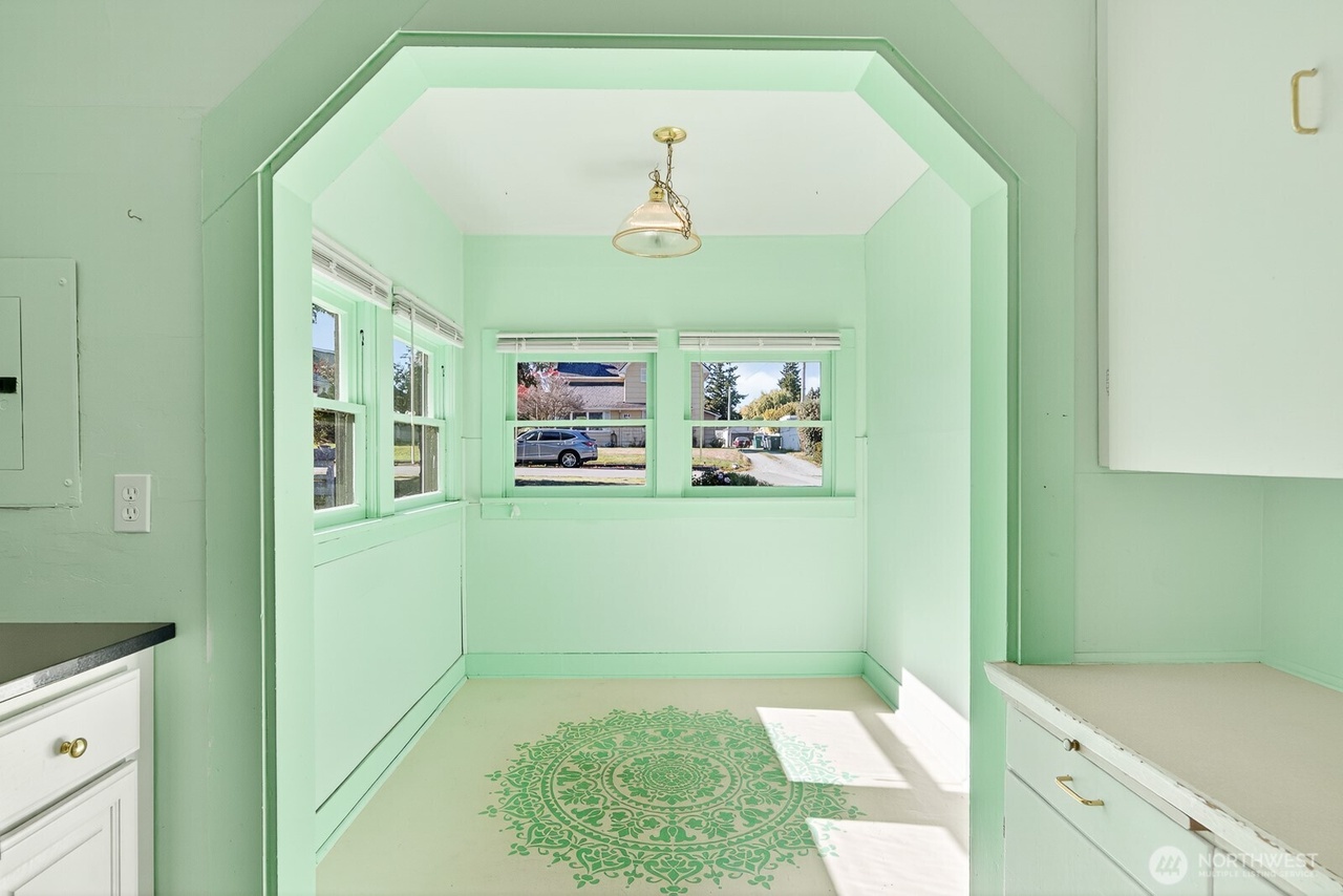 Anacortes, Washington, 98221, United States, 3 Bedrooms Bedrooms, ,2 BathroomsBathrooms,Residential,Forsale,1990712