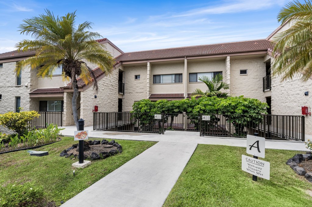 Kailua-Kona, Hawaii, 96740, United States, 2 Bedrooms Bedrooms, ,2 BathroomsBathrooms,Residential,Forsale,2004395