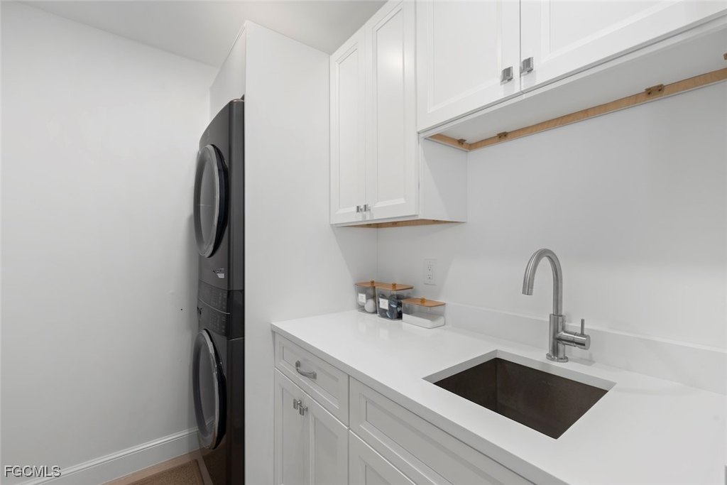 Sanibel, Florida, 33957, United States, 3 Bedrooms Bedrooms, ,2 BathroomsBathrooms,Residential,Forsale,1998639