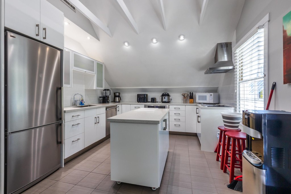 KEY WEST, Florida, 33040, United States, 7 Bedrooms Bedrooms, ,7.5 BathroomsBathrooms,Residential,Forsale,2004373