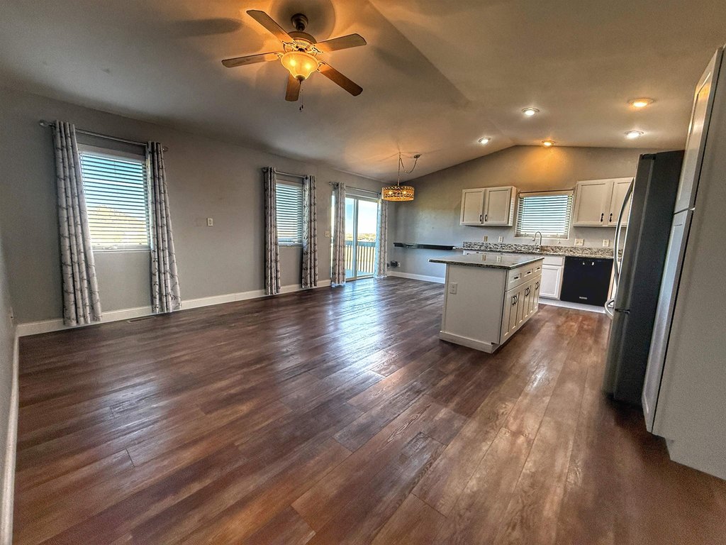 Sundance, Wyoming, 57783, United States, 5 Bedrooms Bedrooms, ,3 BathroomsBathrooms,Residential,Forsale,2004333