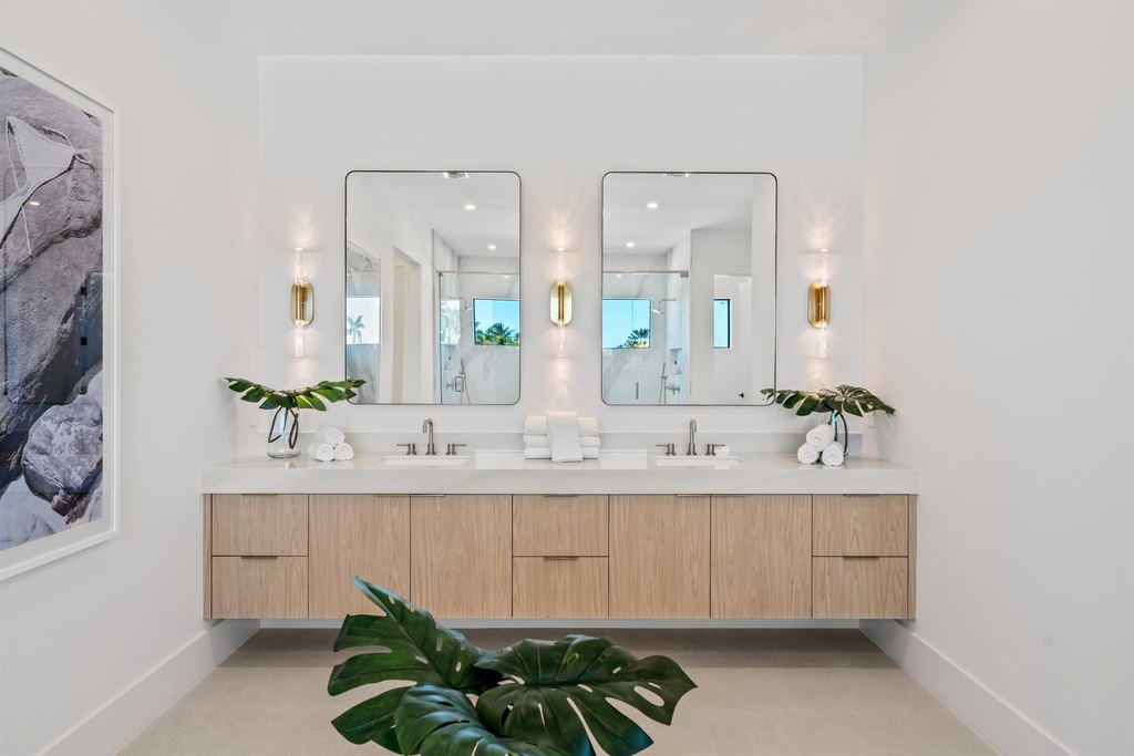 Delray Beach, Florida, 33483, United States, 5 Bedrooms Bedrooms, ,6.5 BathroomsBathrooms,Residential,Forsale,1905163