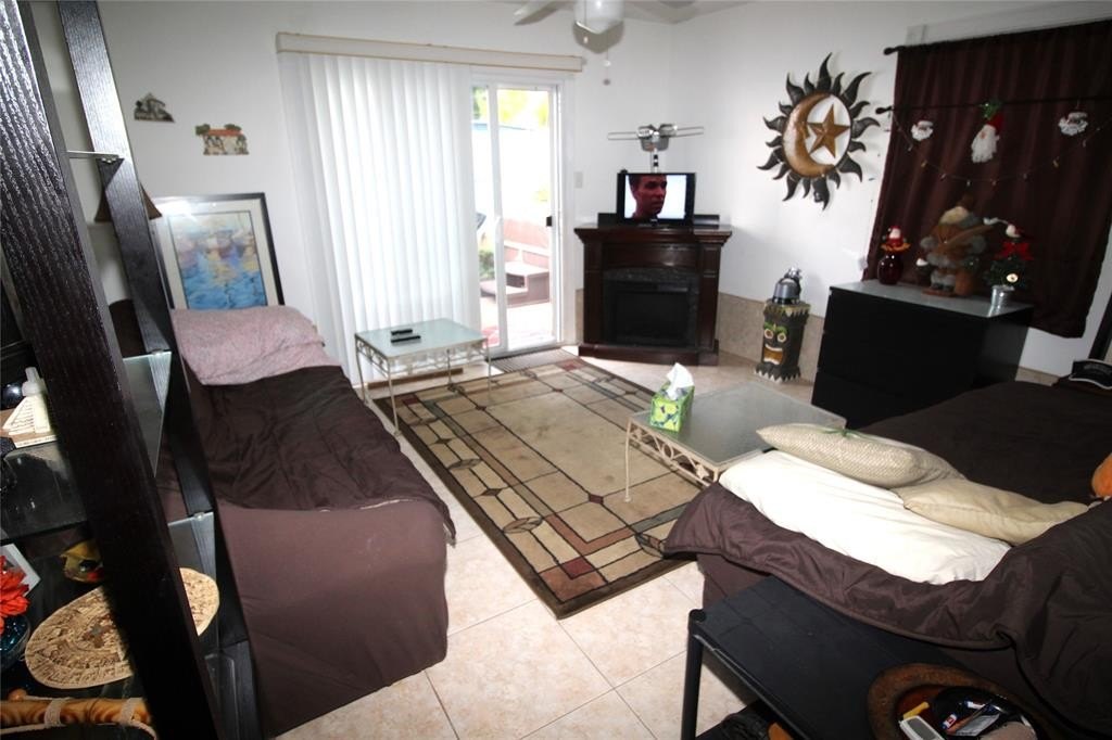 Pompano Beach, Florida, 33062, United States, 2 Bedrooms Bedrooms, ,1 BathroomBathrooms,Residential,Forsale,1994109
