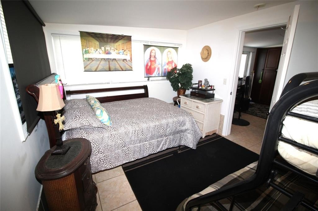 Pompano Beach, Florida, 33062, United States, 2 Bedrooms Bedrooms, ,1 BathroomBathrooms,Residential,Forsale,1994109