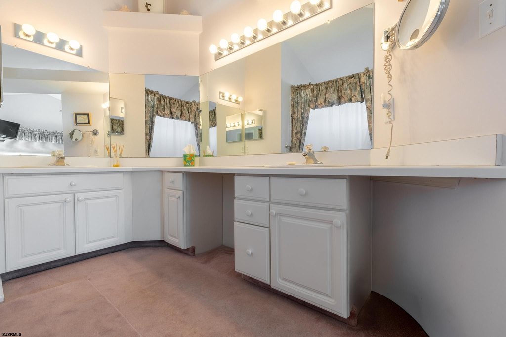 Egg Harbor Township, New Jersey, 08234, United States, 4 Bedrooms Bedrooms, ,3 BathroomsBathrooms,Residential,Forsale,1994156