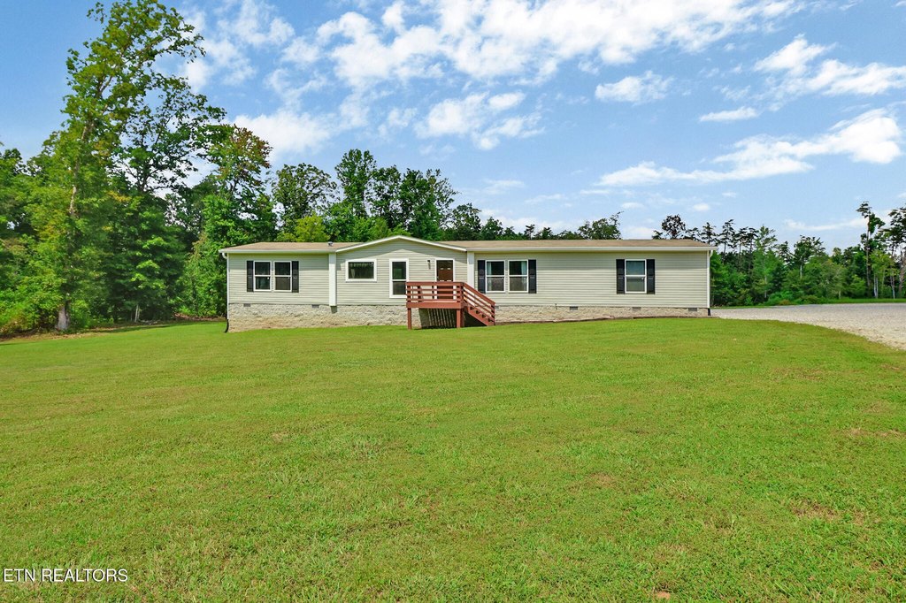 Crossville, Tennessee, 38571, United States, 4 Bedrooms Bedrooms, ,2 BathroomsBathrooms,Residential,Forsale,1996592