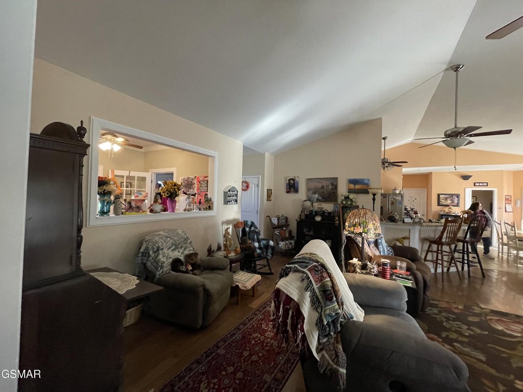 Dandridge, Tennessee, 37725, United States, 3 Bedrooms Bedrooms, ,2.5 BathroomsBathrooms,Residential,Forsale,1999447