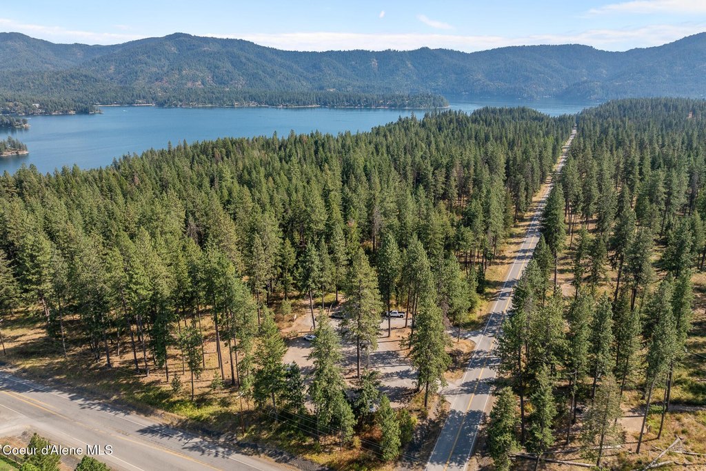 Hayden, Idaho, 83835, United States, 3 Bedrooms Bedrooms, ,3.5 BathroomsBathrooms,Residential,Forsale,1946352