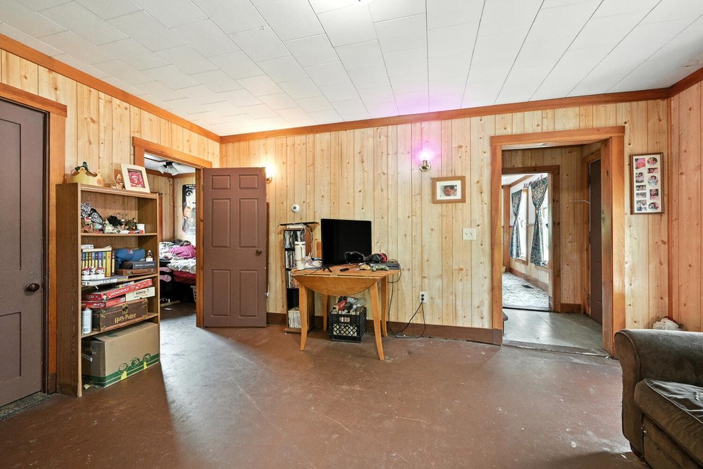 New Portland, Maine, 04961, United States, 13 Bedrooms Bedrooms, ,5.5 BathroomsBathrooms,Residential,Forsale,2010630