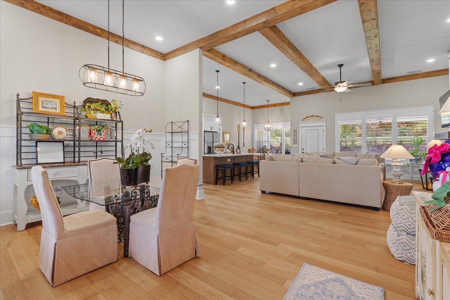 Ringgold, Georgia, 30736, United States, 3 Bedrooms Bedrooms, ,3 BathroomsBathrooms,Residential,Forsale,1995351