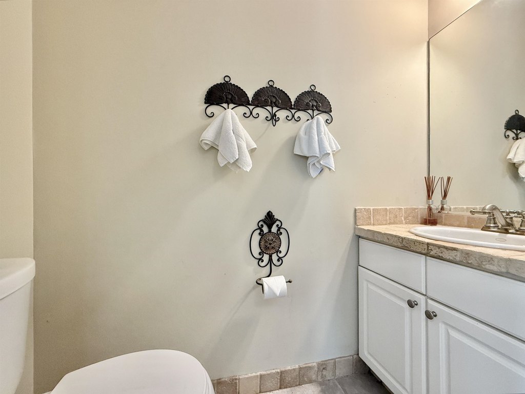 Petersburg, New Jersey, 08270, United States, 4 Bedrooms Bedrooms, ,2.5 BathroomsBathrooms,Residential,Forsale,1994154