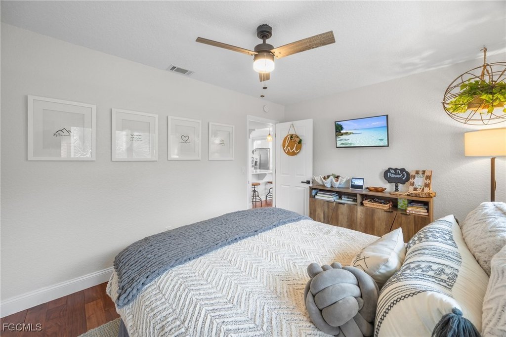 Sanibel, Florida, 33957, United States, 3 Bedrooms Bedrooms, ,2 BathroomsBathrooms,Residential,Forsale,1998641