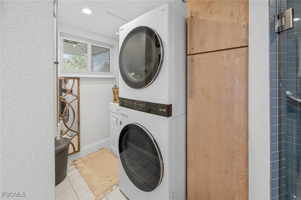 Sanibel, Florida, 33957, United States, 3 Bedrooms Bedrooms, ,2 BathroomsBathrooms,Residential,Forsale,1998641