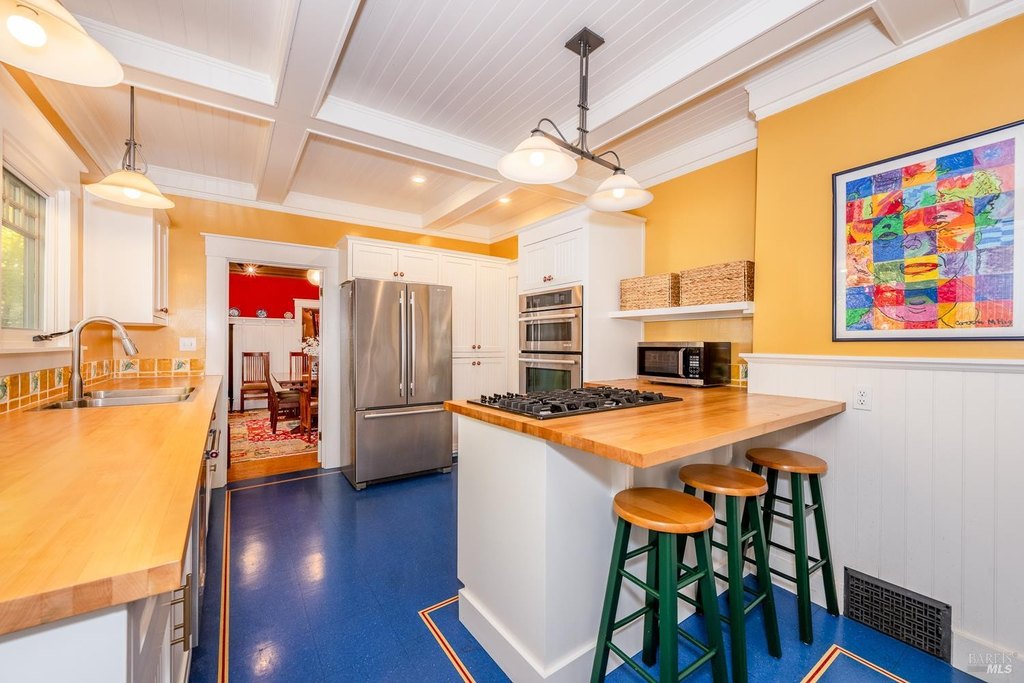 Santa Rosa, California, 95404, United States, 4 Bedrooms Bedrooms, ,2 BathroomsBathrooms,Residential,Forsale,2004737