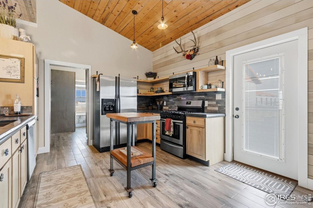 Nunn, Colorado, 80648, United States, 3 Bedrooms Bedrooms, ,2 BathroomsBathrooms,Residential,Forsale,2004285