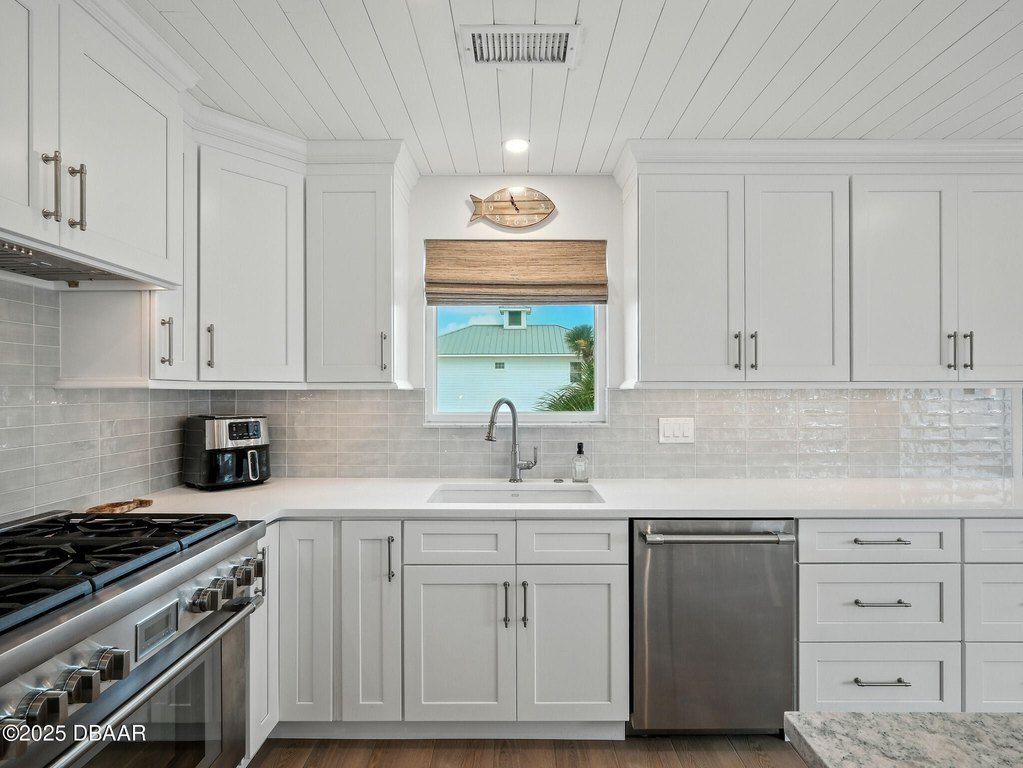 New Smyrna Beach, Florida, 32169, United States, 3 Bedrooms Bedrooms, ,3 BathroomsBathrooms,Residential,Forsale,2004276