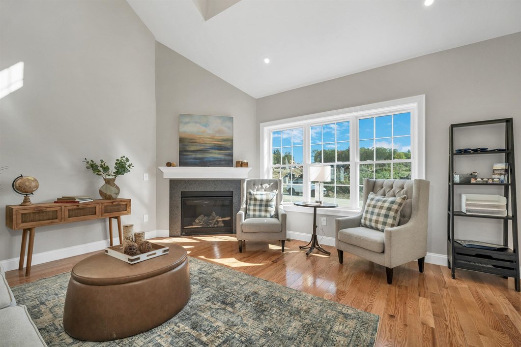 Meredith, New Hampshire, 03253, United States, 4 Bedrooms Bedrooms, ,2.5 BathroomsBathrooms,Residential,Forsale,2002407