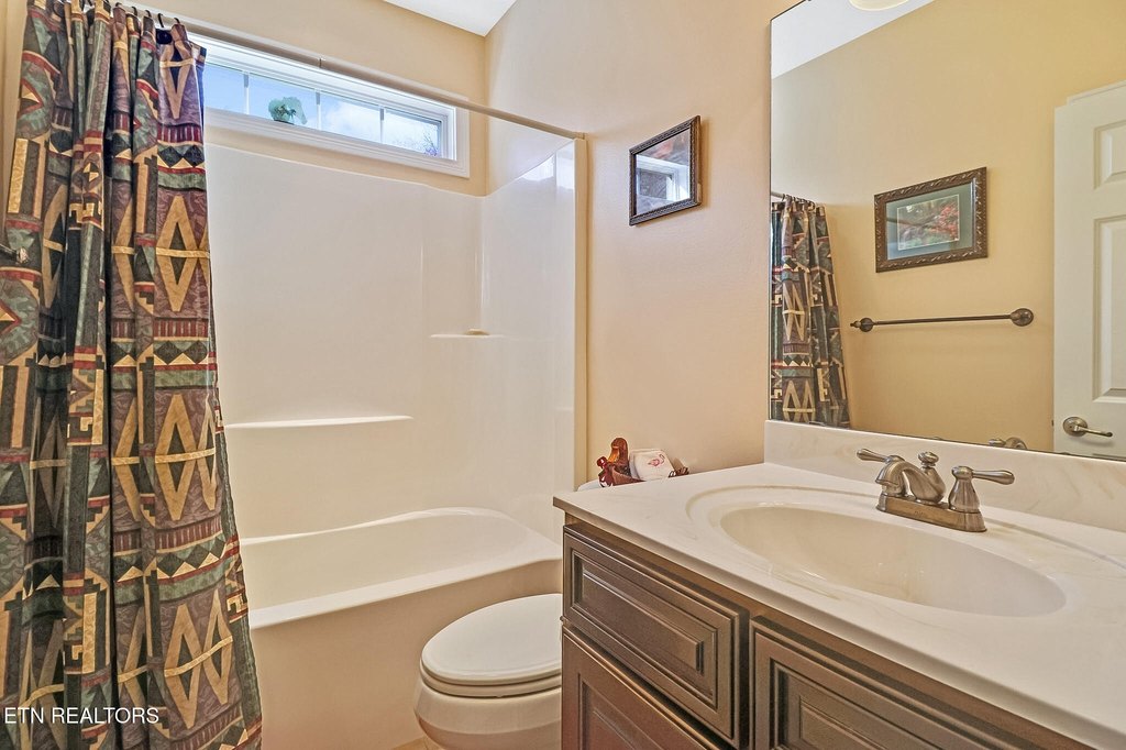 Fairfield Glade, Tennessee, 38558, United States, 3 Bedrooms Bedrooms, ,2 BathroomsBathrooms,Residential,Forsale,1996600