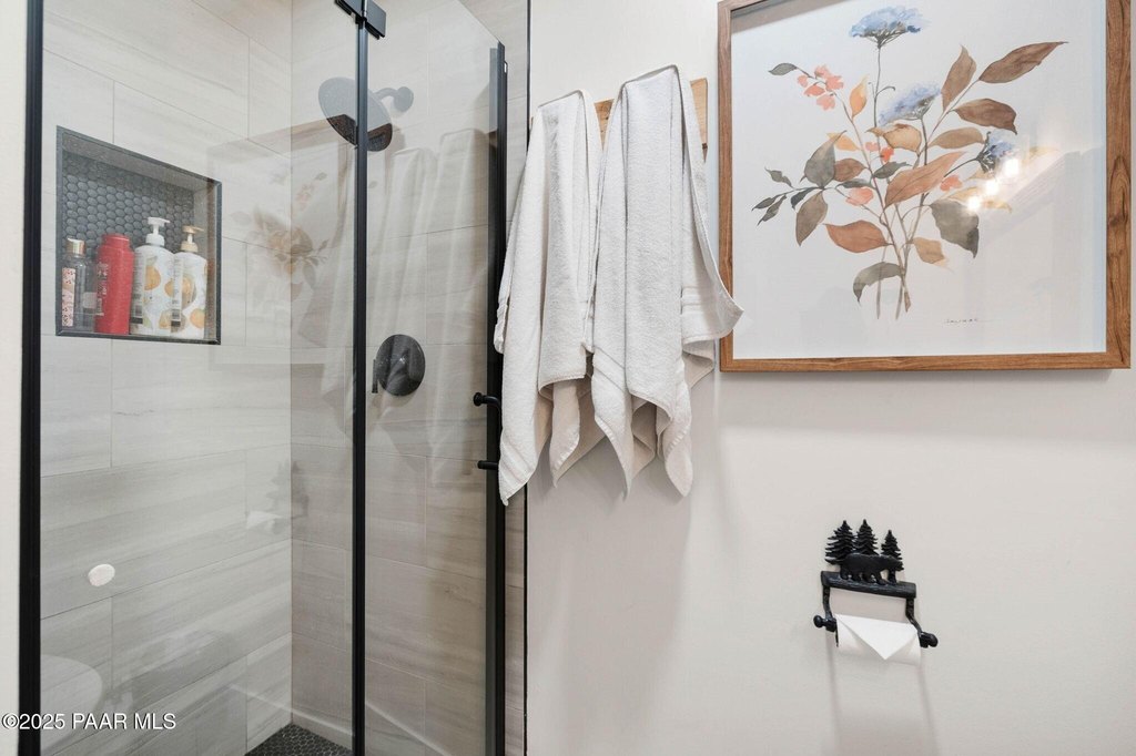 Prescott, Arizona, 86303, United States, 4 Bedrooms Bedrooms, ,3 BathroomsBathrooms,Residential,Forsale,1994048