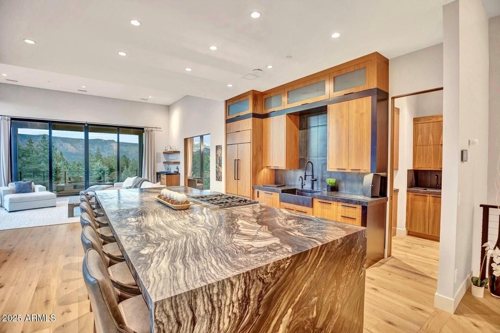 Sedona, Arizona, 86336, United States, 5 Bedrooms Bedrooms, ,3.5 BathroomsBathrooms,Residential,Forsale,2001395