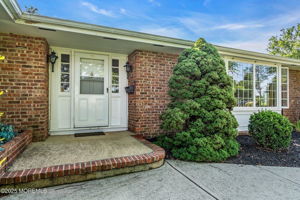 Toms River, New Jersey, 08753, United States, 3 Bedrooms Bedrooms, ,2 BathroomsBathrooms,Residential,Forsale,1966076