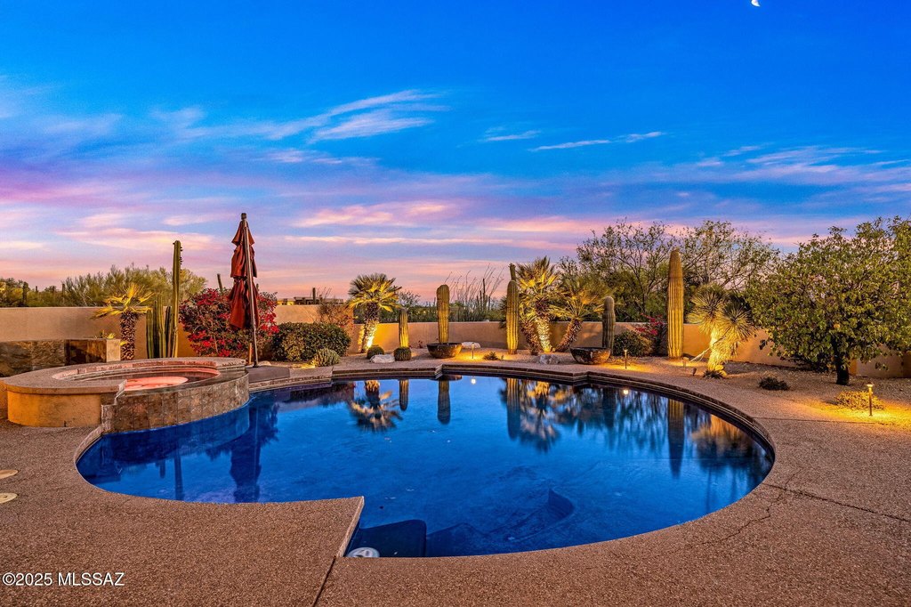 Tucson, Arizona, 85718, United States, 5 Bedrooms Bedrooms, ,5.5 BathroomsBathrooms,Residential,Forsale,2004423