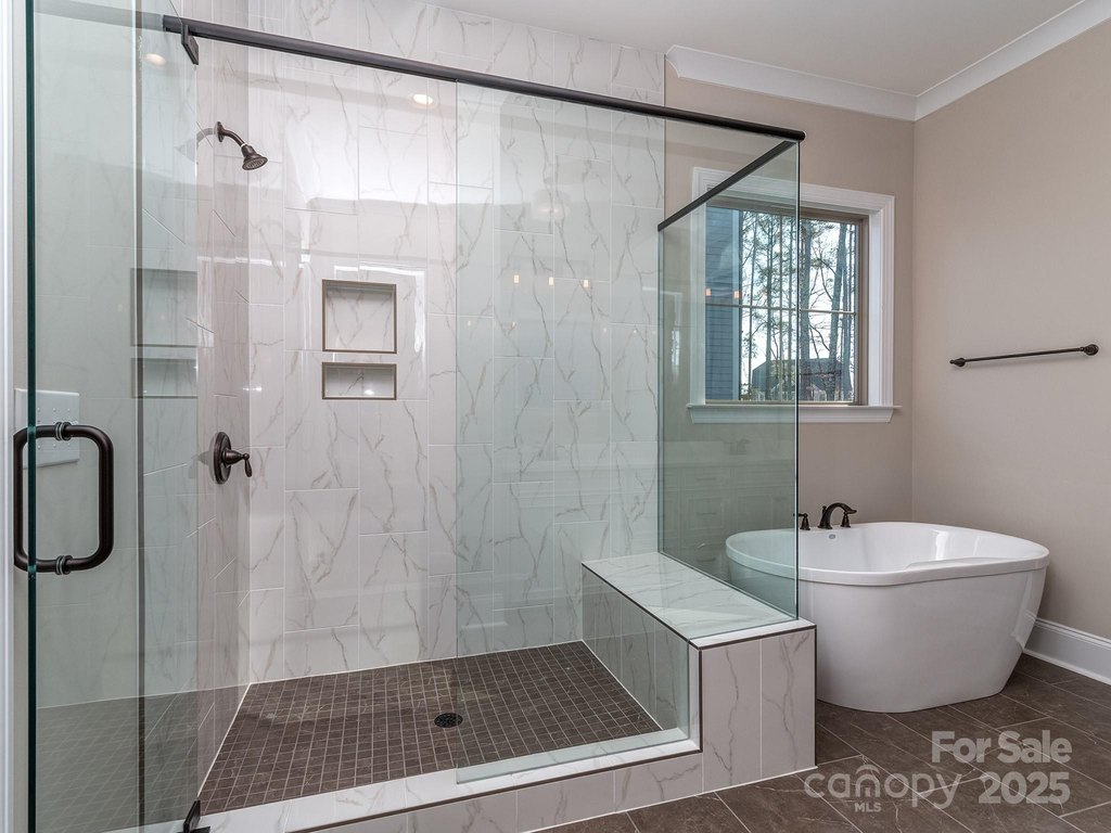 Tega Cay, South Carolina, 29708, United States, 5 Bedrooms Bedrooms, ,4.5 BathroomsBathrooms,Residential,Forsale,2007725