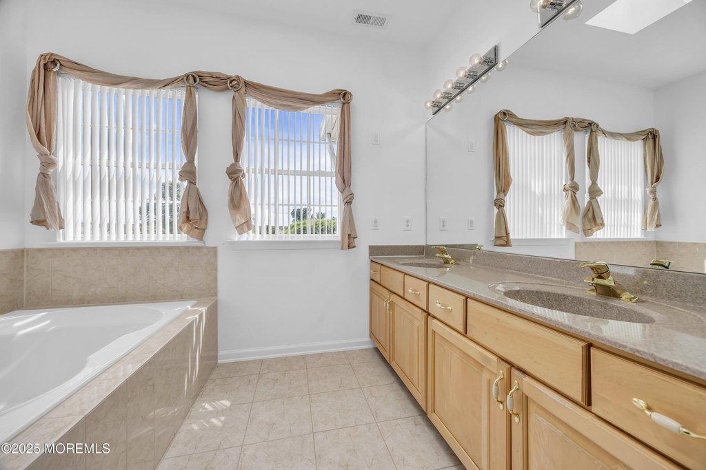 Manchester, New Jersey, 08759, United States, 2 Bedrooms Bedrooms, ,2 BathroomsBathrooms,Residential,Forsale,1966081