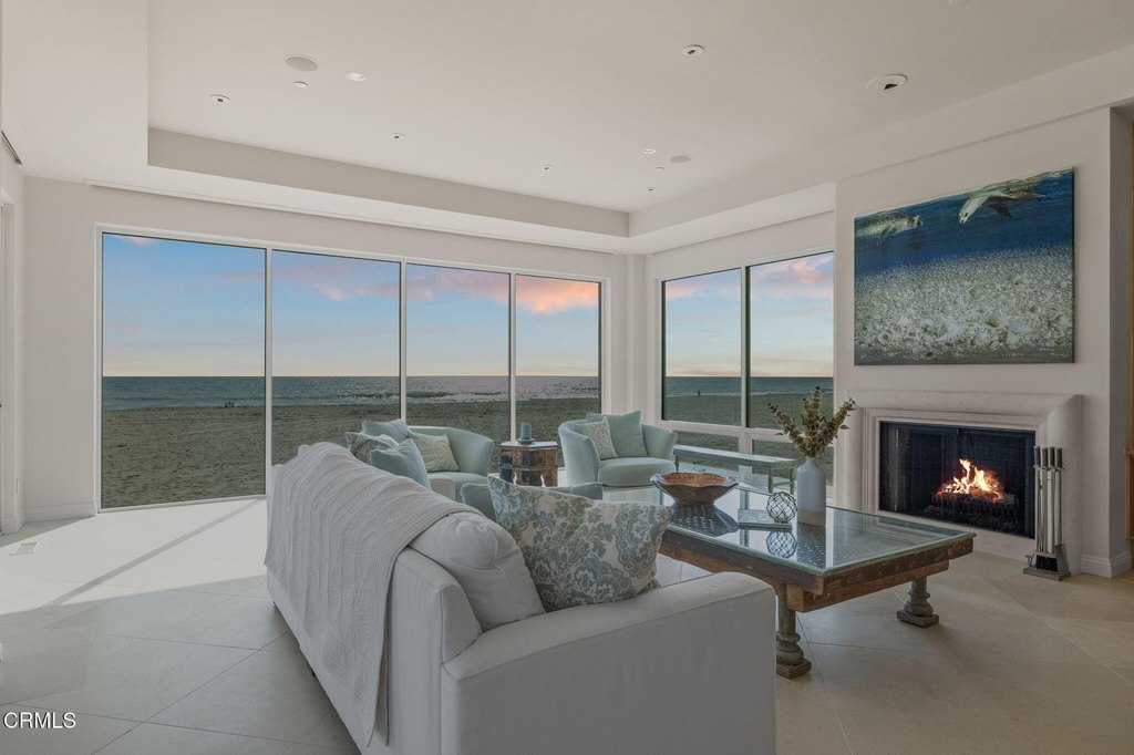 Oxnard, California, 93035, United States, 4 Bedrooms Bedrooms, ,5.5 BathroomsBathrooms,Residential,Forsale,2004314