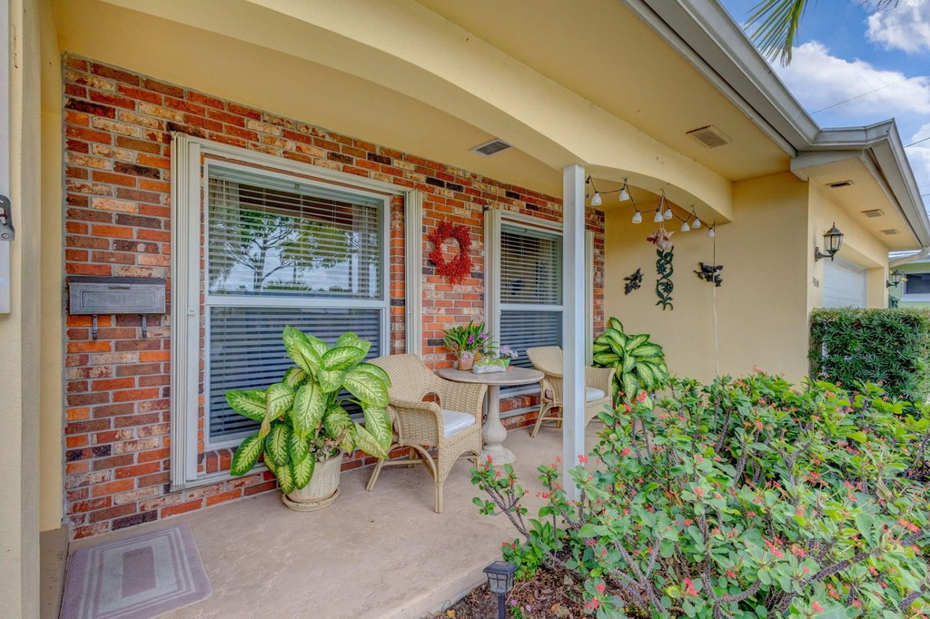 Lake Worth Beach, Florida, 33460, United States, 2 Bedrooms Bedrooms, ,2 BathroomsBathrooms,Residential,Forsale,2010661