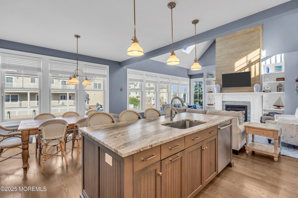 Mantoloking, New Jersey, 08738, United States, 4 Bedrooms Bedrooms, ,3 BathroomsBathrooms,Residential,Forsale,2004468