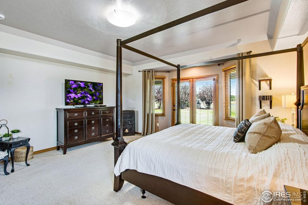 Windsor, Colorado, 80550, United States, 6 Bedrooms Bedrooms, ,3.5 BathroomsBathrooms,Residential,Forsale,2004284