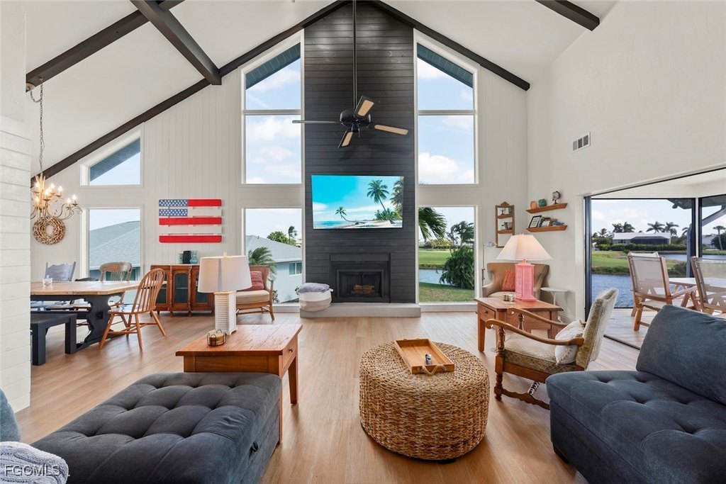 Sanibel, Florida, 33957, United States, 4 Bedrooms Bedrooms, ,3 BathroomsBathrooms,Residential,Forsale,2004791