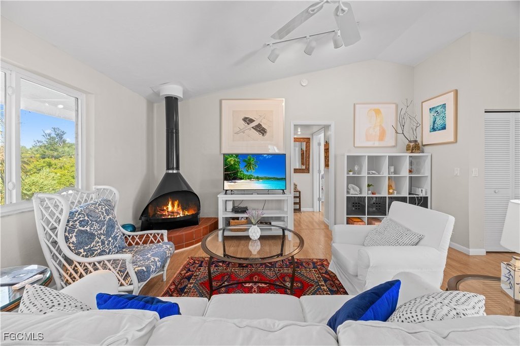 Sanibel, Florida, 33957, United States, 2 Bedrooms Bedrooms, ,2 BathroomsBathrooms,Residential,Forsale,2004790