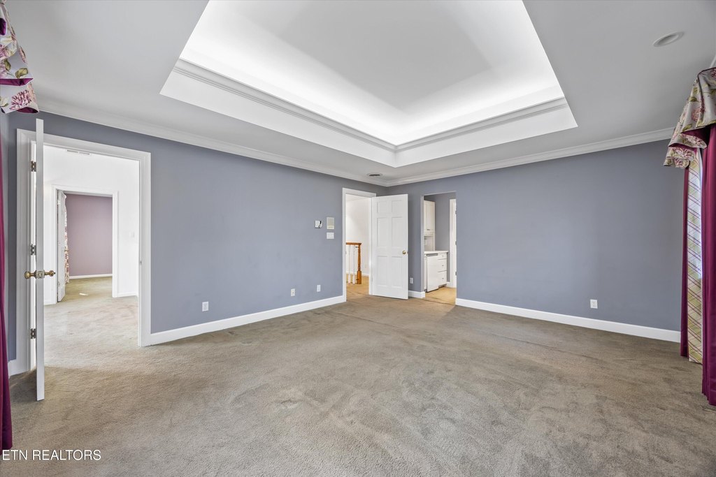 Maryville, Tennessee, 37803, United States, 5 Bedrooms Bedrooms, ,5.5 BathroomsBathrooms,Residential,Forsale,1999469